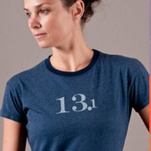 Oiselle 13.1 Half Marathon navy blue tee shirt S